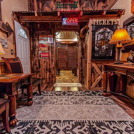 The Honky Tonk Cabin Long Valley Junction Exterior photo